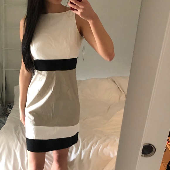 Black and white dress - Picture 1 of 5